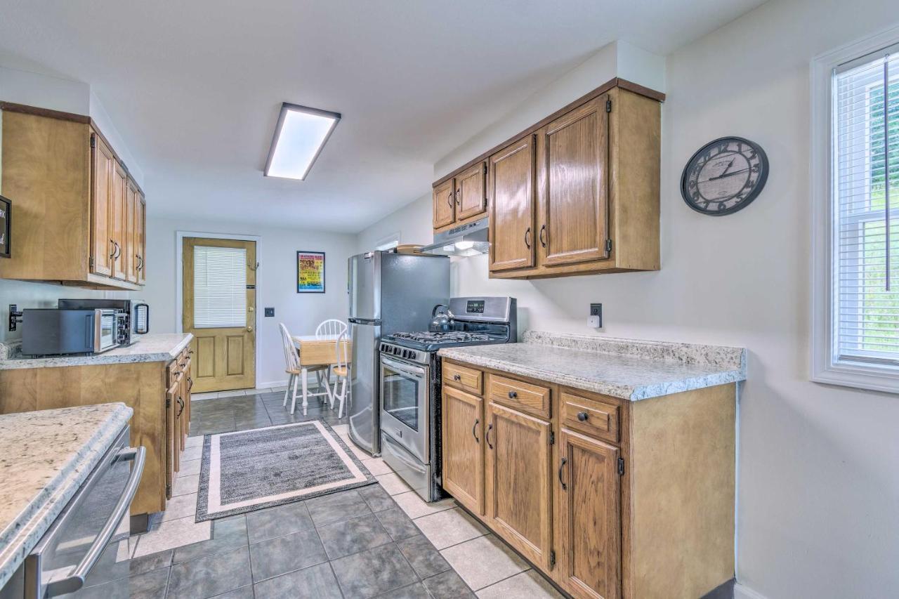 Watkins Glen Lakeview Cottage With Waterfall! Luaran gambar